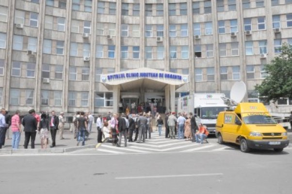 Prins la furat în Spital Municipal